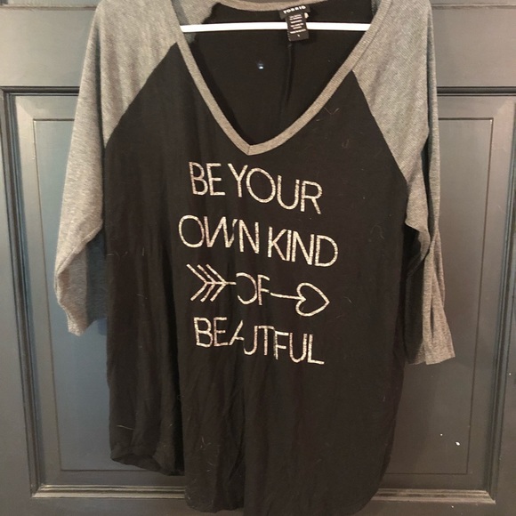 torrid Tops - Torrid raglan shirt
